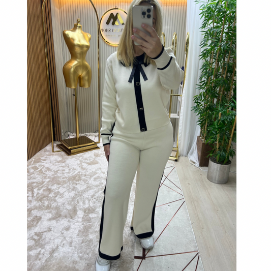 Fiyonklu triko takım ref 203